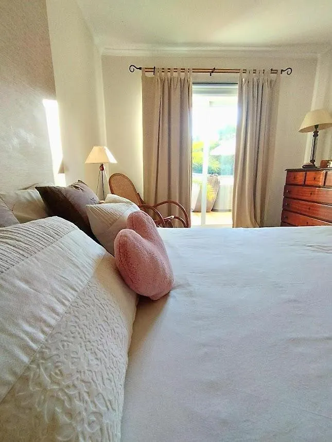 Apartment Place In The Sun - Free Out Door Jacuzzi - By Bedzy Albufeira